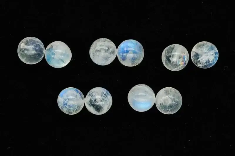 Rainbow moonstones