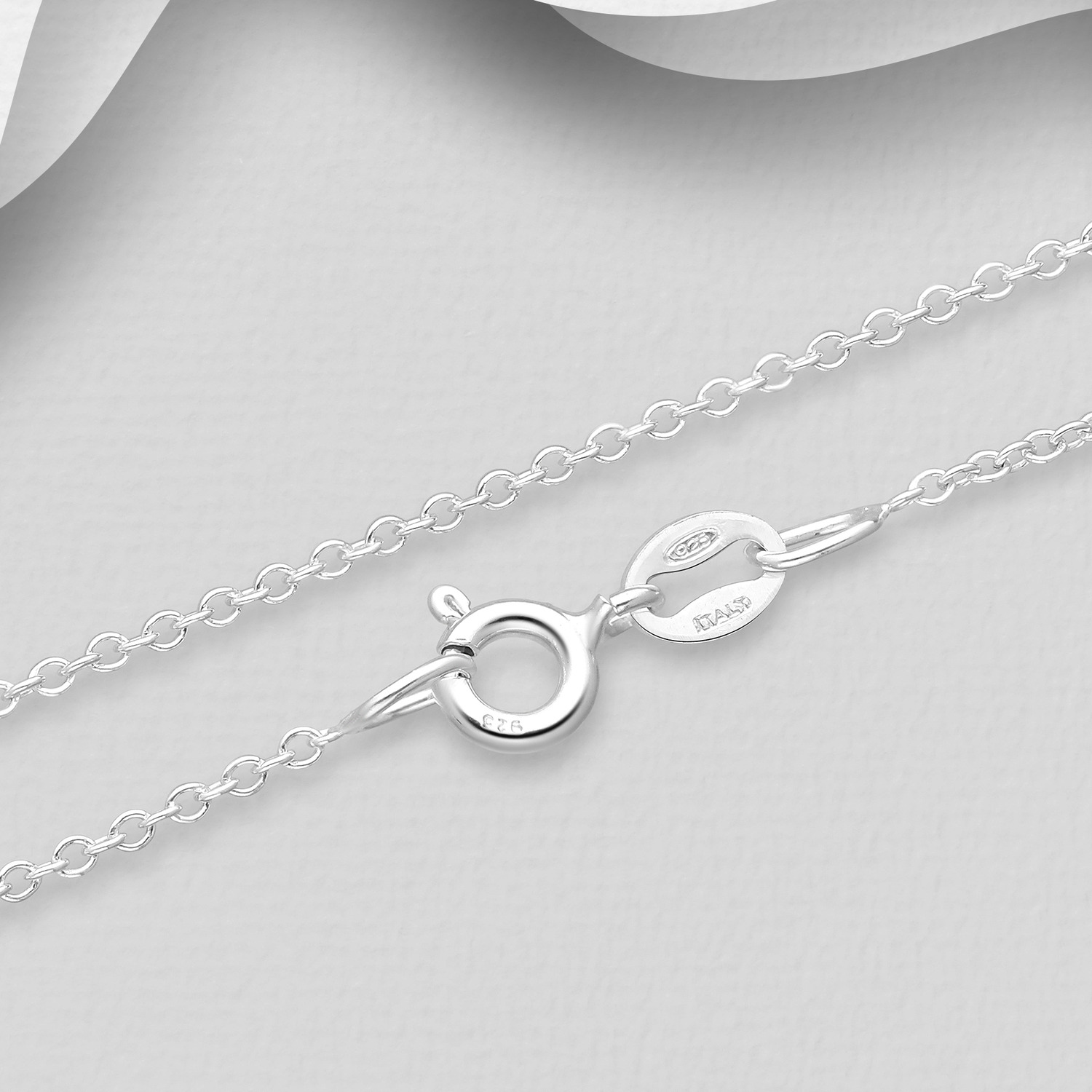 22 or 32 inch Rollo Chain, 1.25mm Wide, 925 Sterling silver, close-up showing the links and clasp